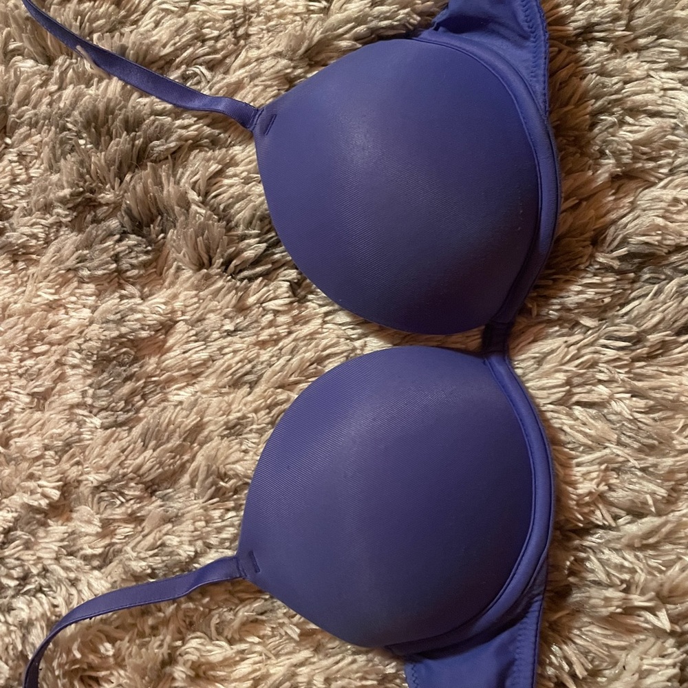 Victoria secrets push up bra